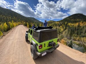 mountain jeep tours colorado springs